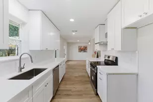 9326 Meadowbriar Ln, Houston, TX 77063 - Photo 16
