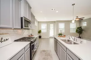 9831 Heritage Run Ln, Houston, TX 77080 - Photo 10