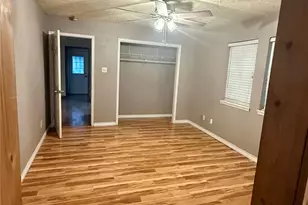 11731 Bowie Dr, La Porte, TX 77571 - Photo 2