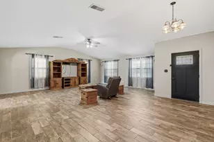 16101 Bluebird St, Santa Fe, TX 77517 - Photo 4
