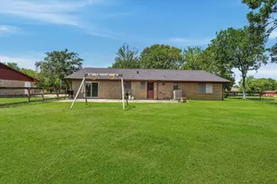 16101 Bluebird St, Santa Fe, TX 77517 - Photo 32