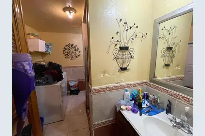 7509 Meadowview Drive, Houston, TX 77037 - Photo 6