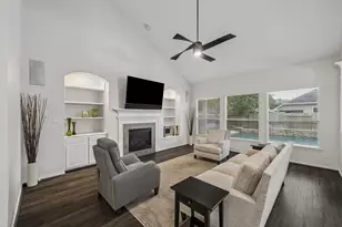9519 Empress Crossing Dr, Spring, TX 77379 - Photo 2