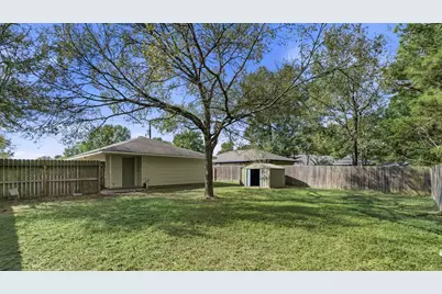 8892 E Buffalo Circle, Willis, TX 77378 - Photo 22
