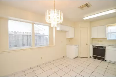 9414 Kingsvalley Street, Houston, TX 77075 - Photo 10