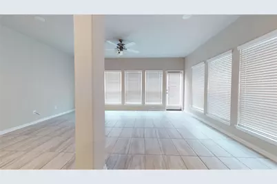 519 Dr Martin Luther King Jr Drive, La Porte, TX 77571 - Photo 8