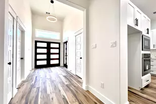 461 Spanish Dr, Dayton, TX 77535 - Photo 10