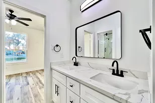 461 Spanish Dr, Dayton, TX 77535 - Photo 44