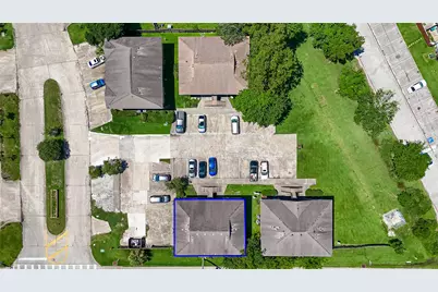 4029 Briar Hollow Drive, Dickinson, TX 77539 - Photo 36