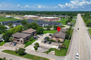 4029 Briar Hollow Dr, Dickinson, TX 77539 - Photo 32