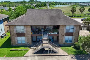 4029 Briar Hollow Dr, Dickinson, TX 77539 - Photo 22