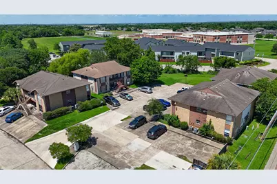 4029 Briar Hollow Drive, Dickinson, TX 77539 - Photo 18