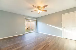 11803 Brook Meadows Ln, Meadows Place, TX 77477 - Photo 10