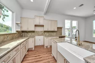 1912 Semmes St, Houston, TX 77026 - Photo 12