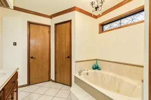 1617 White Wing Cir, Friendswood, TX 77546 - Photo 20