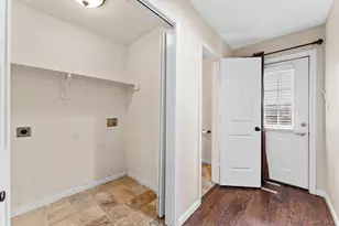 2821 Holman St, Houston, TX 77004 - Photo 10