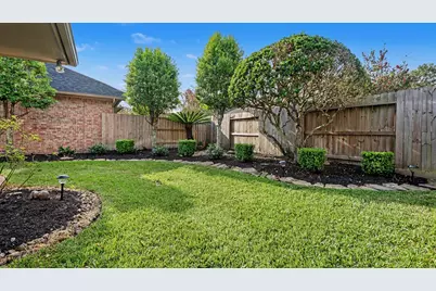 2423 Thorndon Park Court, League City, TX 77573 - Photo 30