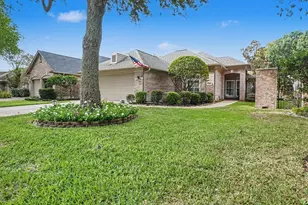 2423 Thorndon Park Ct, League City, TX 77573 - Photo 4