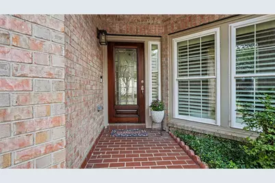 2423 Thorndon Park Court, League City, TX 77573 - Photo 2