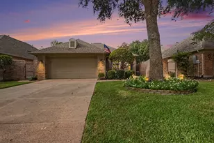 2423 Thorndon Park Ct, League City, TX 77573 - Photo 1