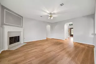 8319 Big Bend Dr, Sugar Land, TX 77479 - Photo 8