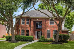 8319 Big Bend Dr, Sugar Land, TX 77479 - Photo 44