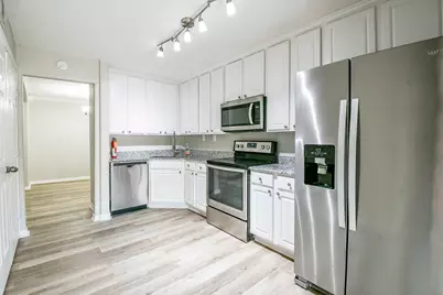 2585 Marilee Lane #3, Houston, TX 77057 - Photo 4