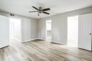 2585 Marilee Ln, Houston, TX 77057 - Photo 12