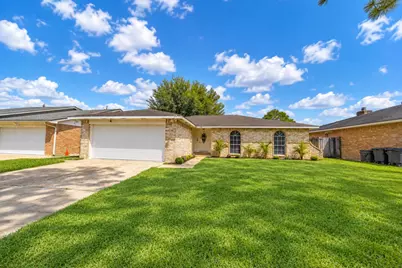 9907 Towne Brook Lane, Sugar Land, TX 77498 - Photo 2