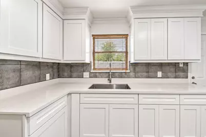 9907 Towne Brook Lane, Sugar Land, TX 77498 - Photo 6