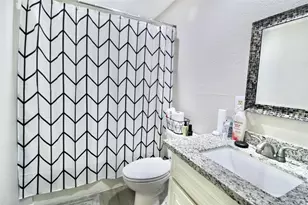 1422 Papendorf Ln, West Columbia, TX 77486 - Photo 6
