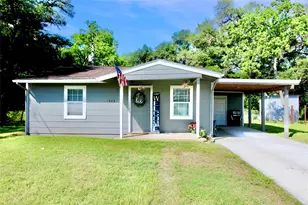 1422 Papendorf Ln, West Columbia, TX 77486 - Photo 1