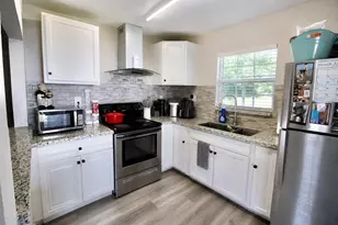 1422 Papendorf Ln, West Columbia, TX 77486 - Photo 4
