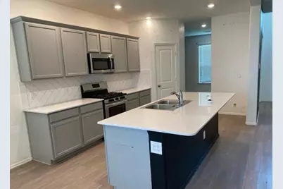 24019 Hawthorn Lakes Drive, New Caney, TX 77357 - Photo 6