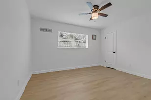 9607 Kemp Forest Dr, Houston, TX 77080 - Photo 12