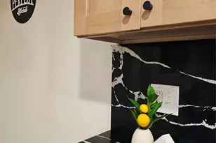 9607 Kemp Forest Dr, Houston, TX 77080 - Photo 22