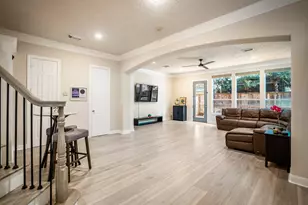 4236 Drake St, Houston, TX 77005 - Photo 8