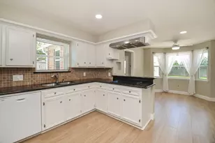1511 Holly River Dr, Houston, TX 77077 - Photo 14