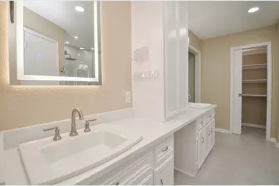 1511 Holly River Drive, Houston, TX 77077 - Photo 22
