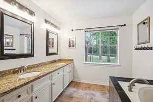 2420 Canter Ln, Conroe, TX 77384 - Photo 18