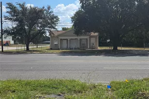 601A West Washington Ave, Navasota, TX 77868 - Photo 2