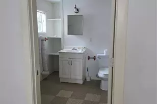 601A West Washington Ave, Navasota, TX 77868 - Photo 8