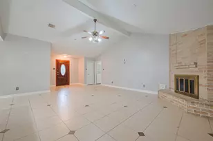 3714 Parkridge Glen Dr, Houston, TX 77082 - Photo 2