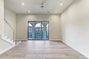 5209 Allen St, Houston, TX 77007 - Photo 8