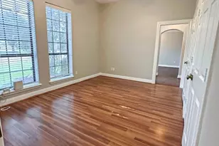 301 Williamsburg Ave, Clute, TX 77531 - Photo 14