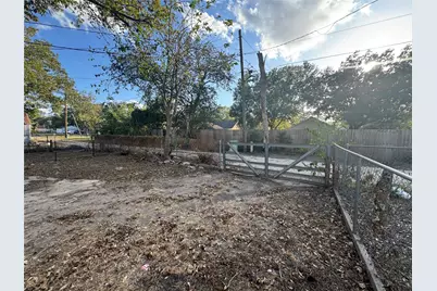 506 S Mechanic Street, El Campo, TX 77437 - Photo 6