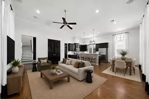 3219 Maxroy St, Houston, TX 77008 - Photo 2