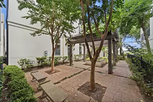 3219 Maxroy St, Houston, TX 77008 - Photo 28
