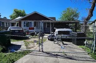6826 Larkstone St, Houston, TX 77028 - Photo 1