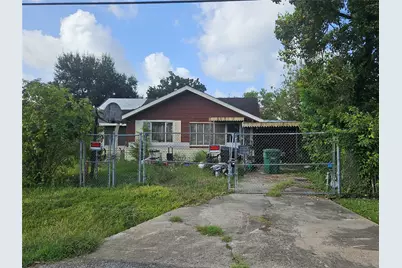 6826 Larkstone Street, Houston, TX 77028 - Photo 1